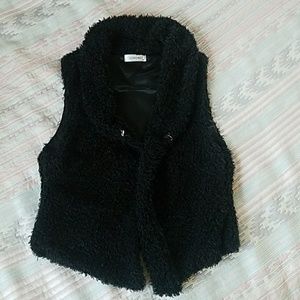 Fluffy Black Vest